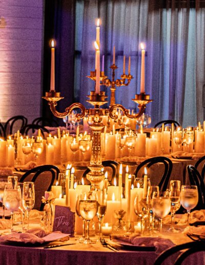 candle-centerpiece-decorations-in-weddings